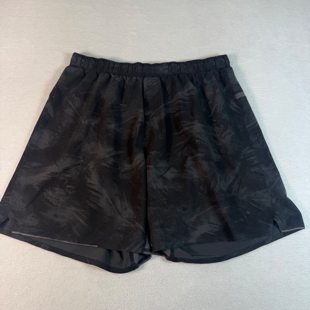 Lululemon Men's XL Black Gray Camo Pace Breaker Lined Running Shorts Sports Gym
